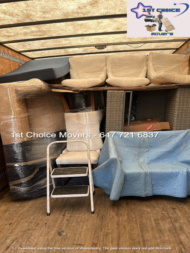 A clean move in Oshawa Ontario - 2 bedroom house